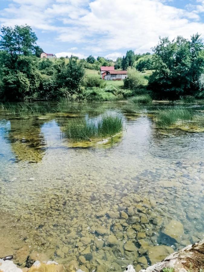 By Riverhill Karlovac Bagian luar foto